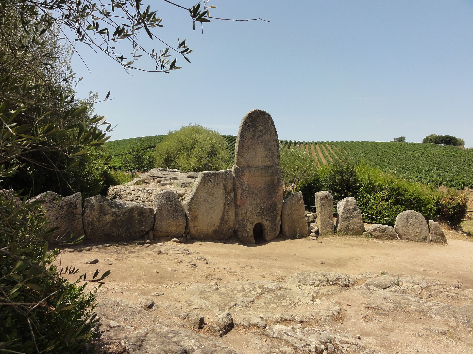 Tomba dei Giganti di Coddu Vecchiu, a 4,000-year-old Bronze Age tomb